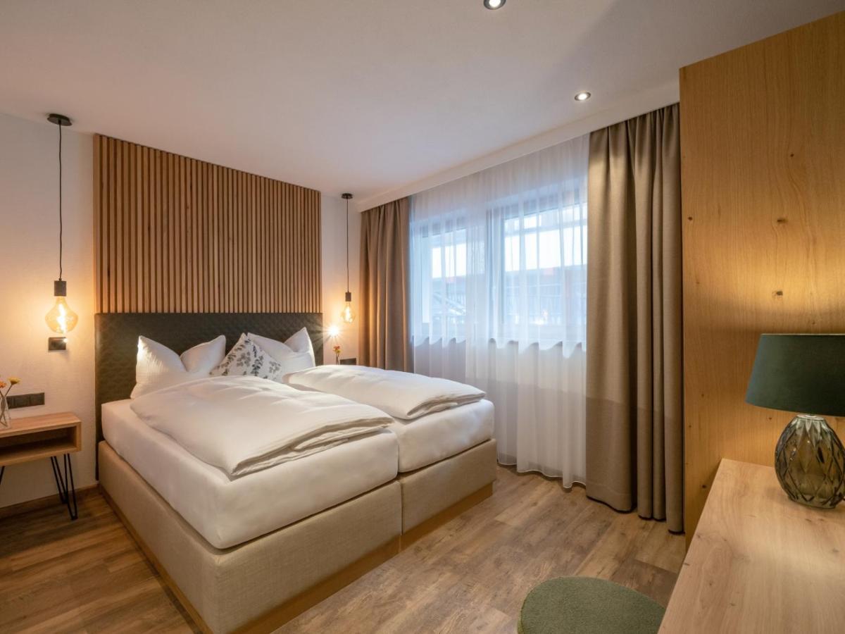 مايرهوفن Alma Appartements المظهر الخارجي الصورة